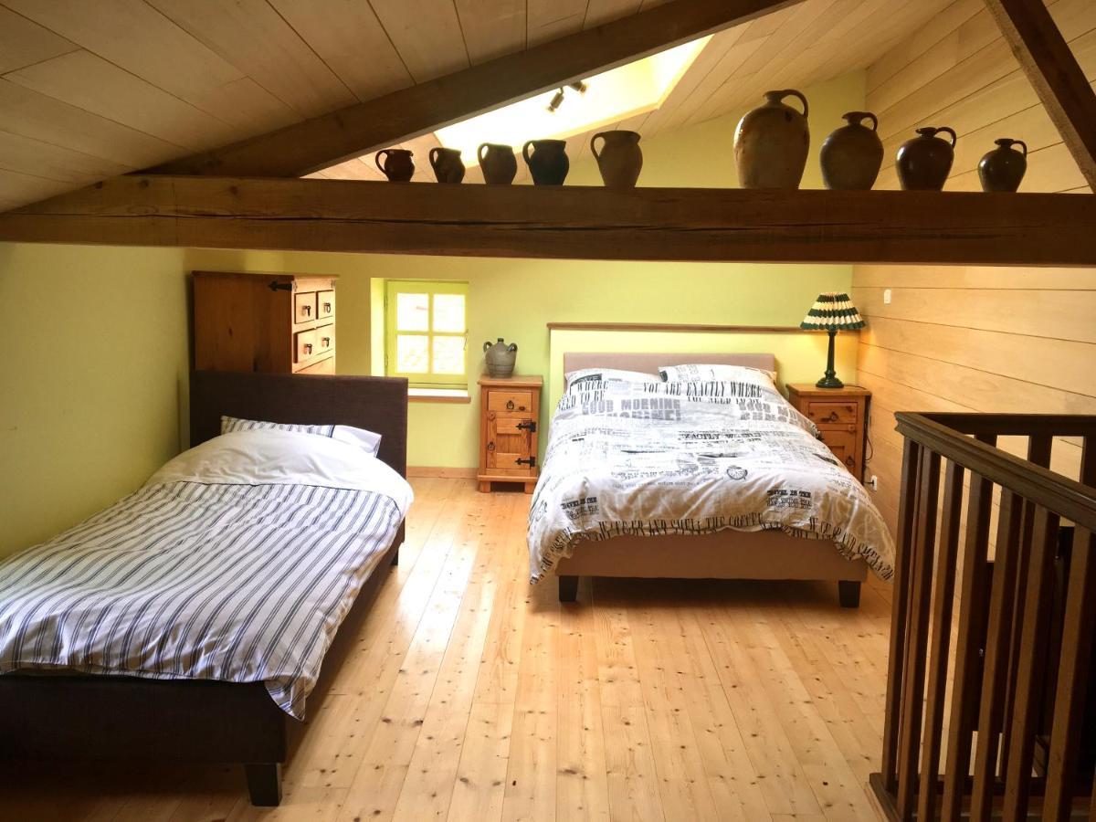Bed and Breakfast La Jariette Airvault Экстерьер фото
