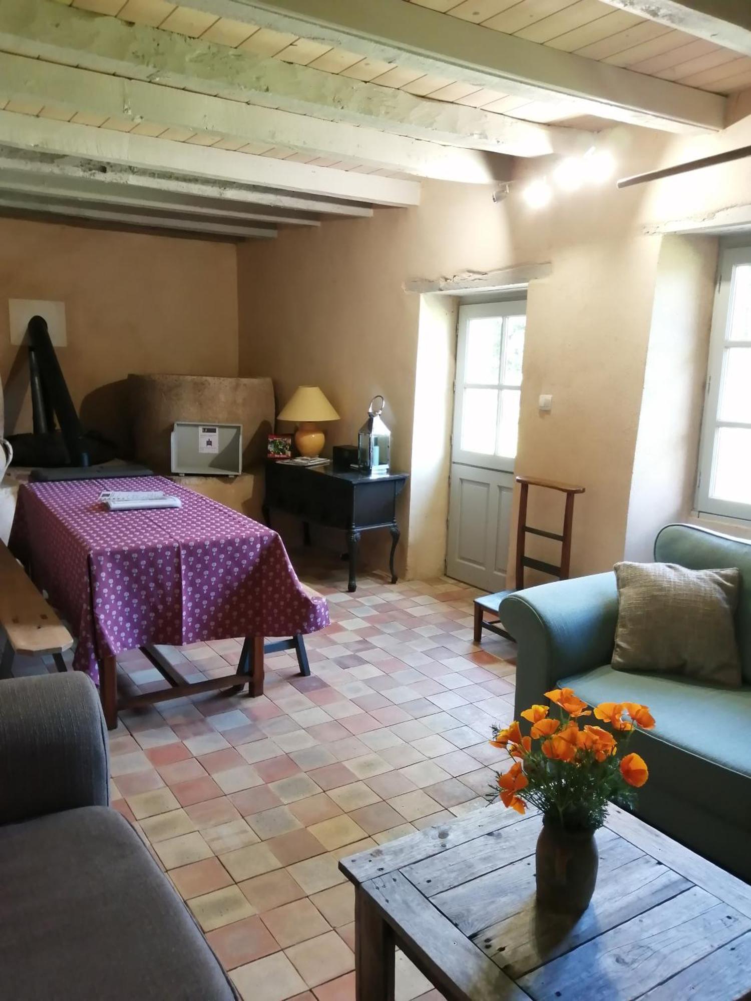 Bed and Breakfast La Jariette Airvault Экстерьер фото
